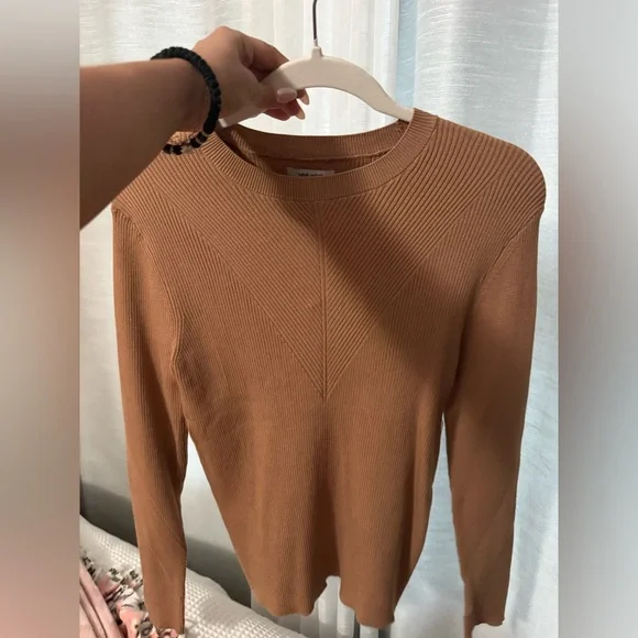 Nine West Tan Ribbed Sweater
Brand new with tags!
Size Large - Picture 1 of 9